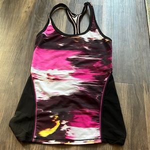Mesh back lululemon tank!